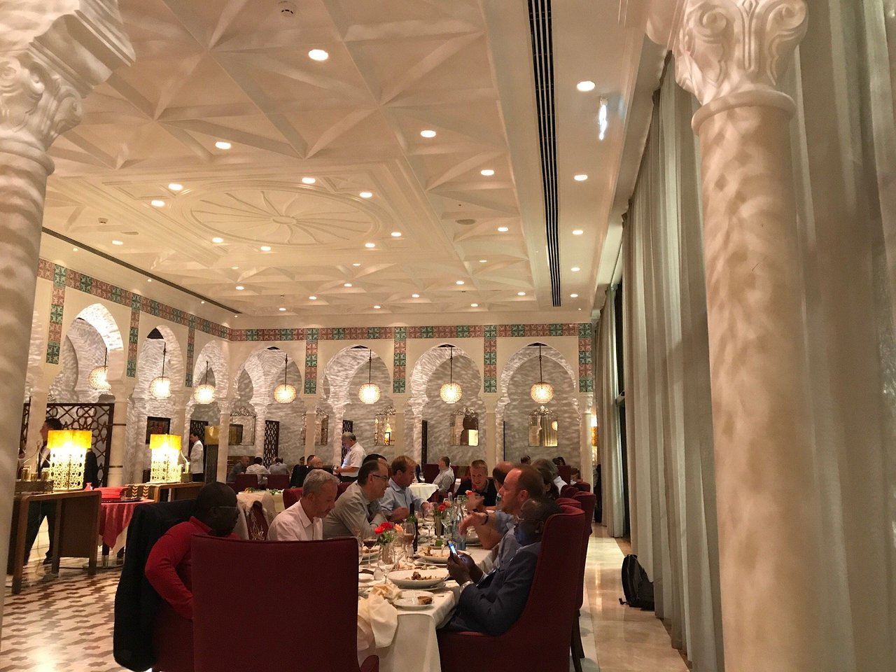 Dîner Gastronomique pour Deux à l'Hôtel El Aurassi